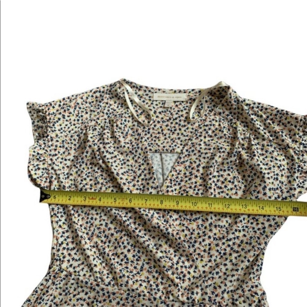 Floral Monteau Blouse Size Medium - Picture 6 of 8